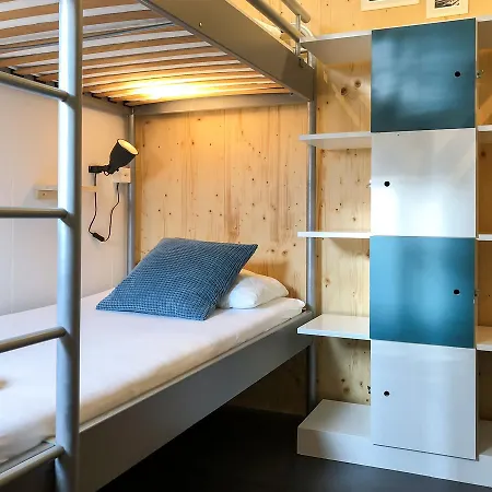 Riverlodge Tcs Training & Freizeit Ag Hostel